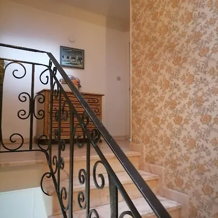 Konukevi La Maison De Raph